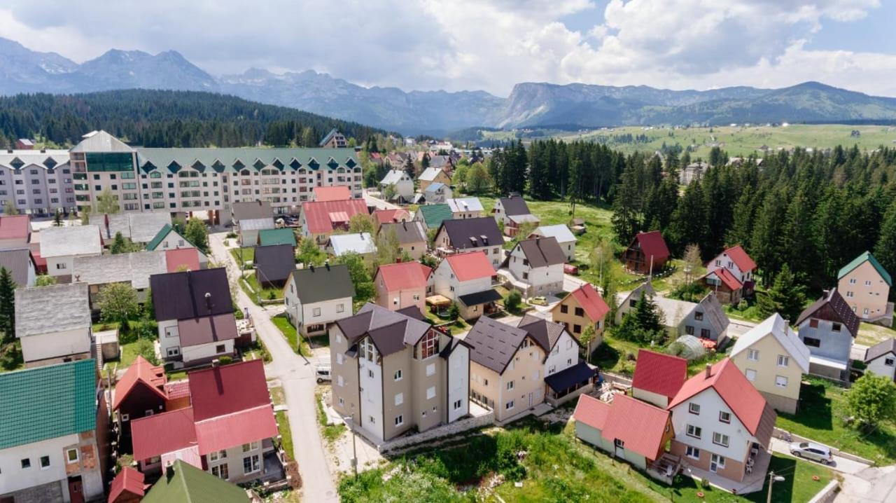 Premium Apartments Žabljak エクステリア 写真